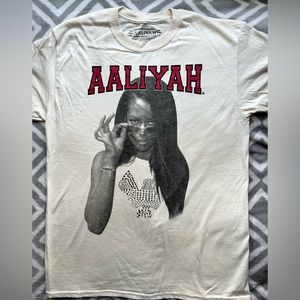 Aaliyah T Shirt/Brand New Size Medium/Never Worn
